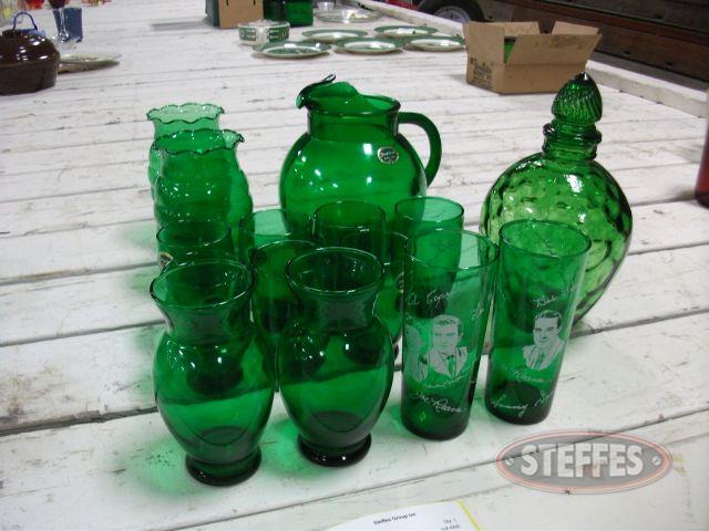 Green pitcher, glasses - vases - 15 pcs._1.jpg